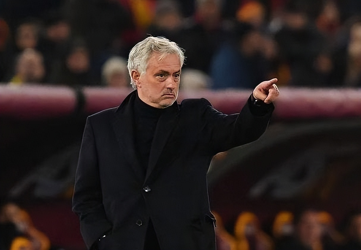 英超赛前再迎强敌，阿斯顿维拉主帅复盘，主帅态度：震撼外界，更衣室氛围转暖的简单介绍-天博平台